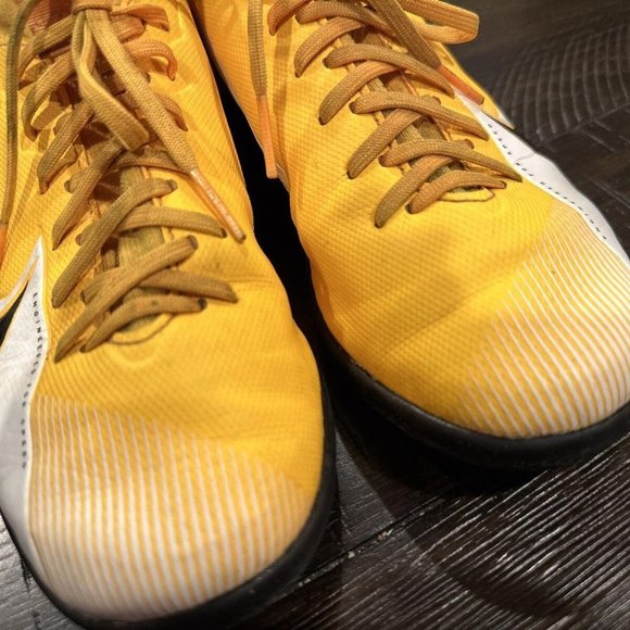 NIKE JR SUPERFLY ACADEMY TURF LASER ORANGE-BLACK-WHITE Size 4.5 Youth - Picture 2 of 5